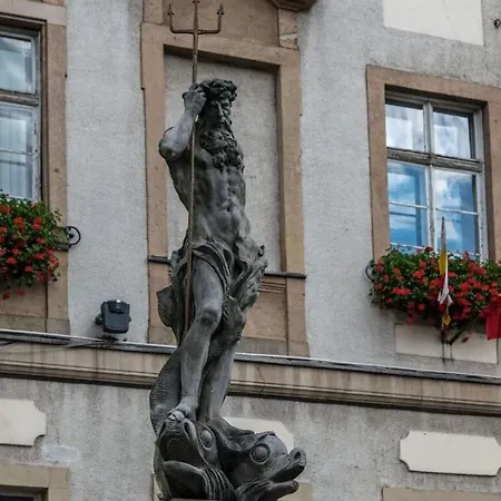 Benedenverdieping Lomniczka 펜션 *