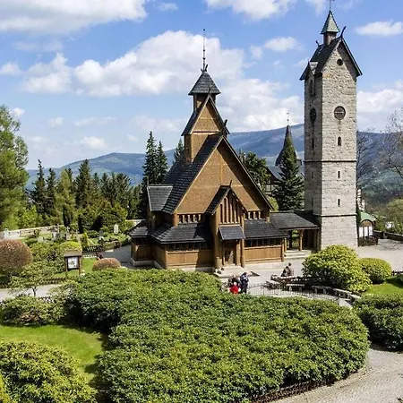 Benedenverdieping Lomniczka 펜션